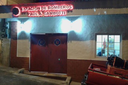 Estacion de Bomberos Taboga (Paul A.Gambotti)