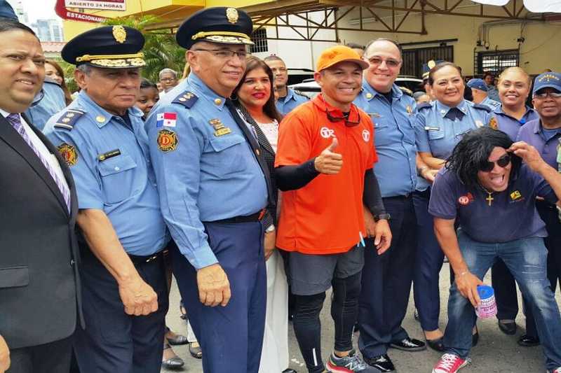 Bomberos Apoyan a Daphne Alejandra