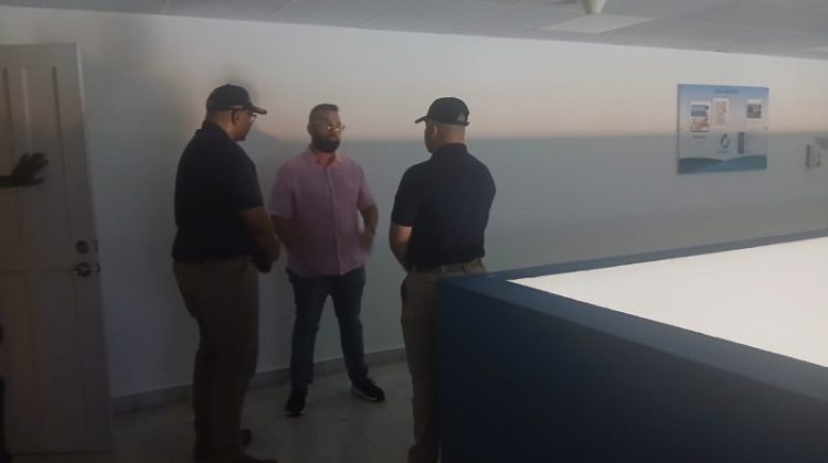 Bomberos controlan conato de incendio en sede del IDAAN en vía Brasil